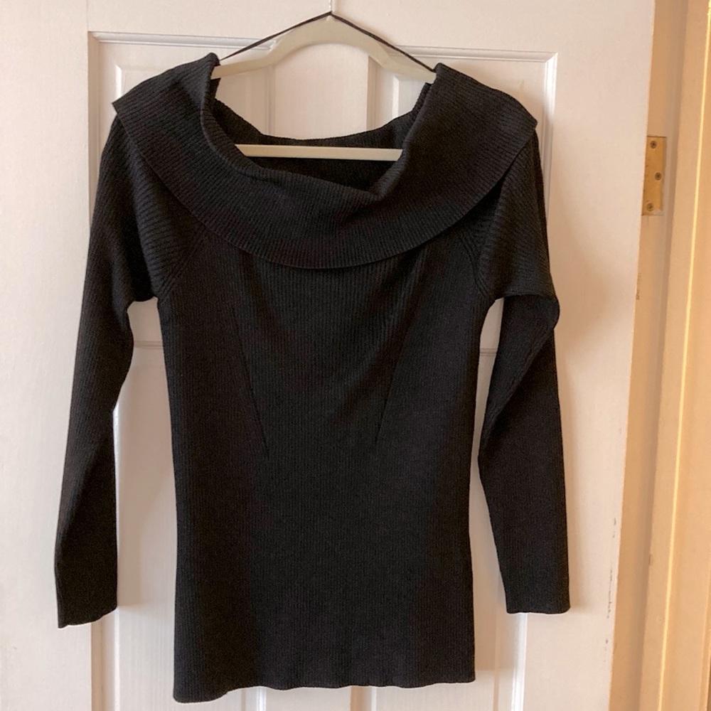 Michael Kors Black Knit on or off the shoulder Sweater.  Size XL